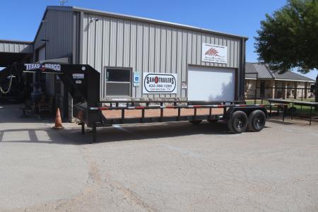New 2026 Texas Bragg Trailers 83 X24' Gooseneck Gooseneck Bodies