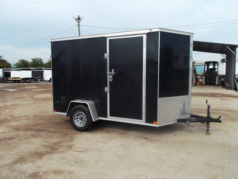 2025 Covered Wagon photo 2