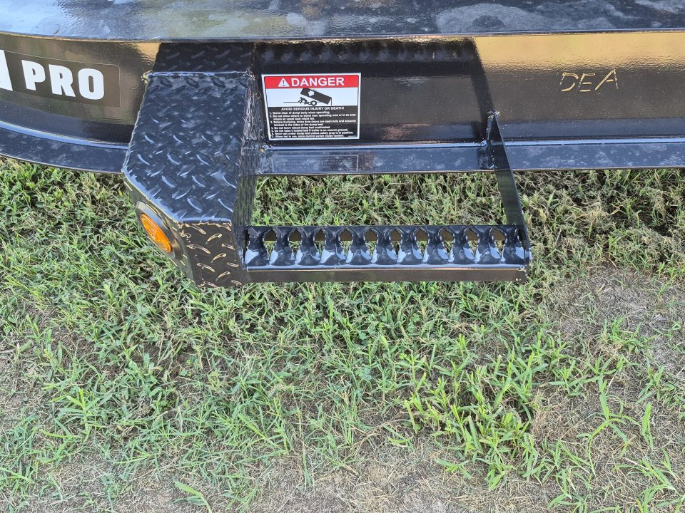 New 2027 PJ Trailers 16' x 83" Low Pro Dump Trailer