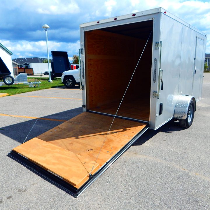 2023 Interstate Trailers photo 8