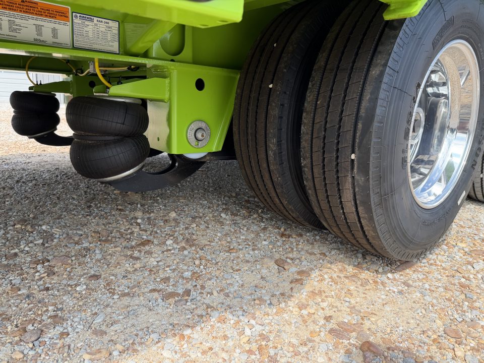 New 2027 Behnke 33' 25 Ton Paver Trailer