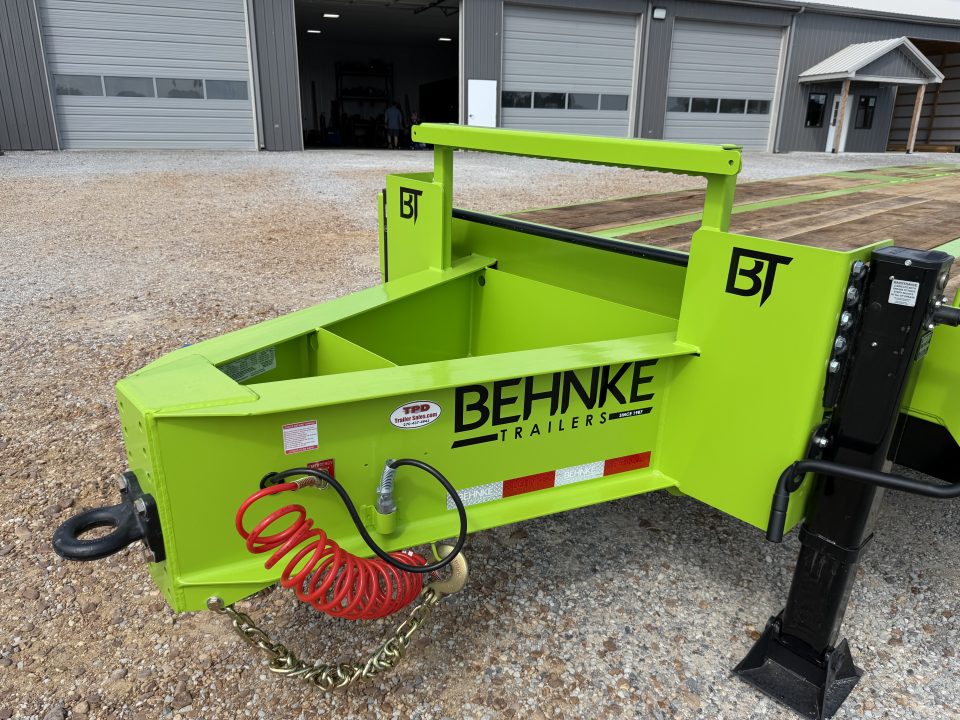 New 2027 Behnke 33' 25 Ton Paver Trailer