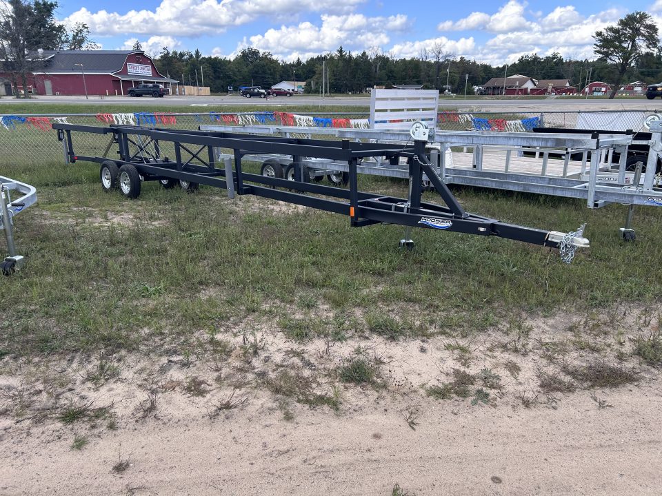 New 2025 Hoosier 26’ Crank Up Boat Trailer