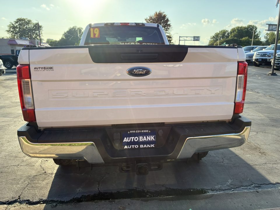Used 2019 Ford F350 XLT Truck