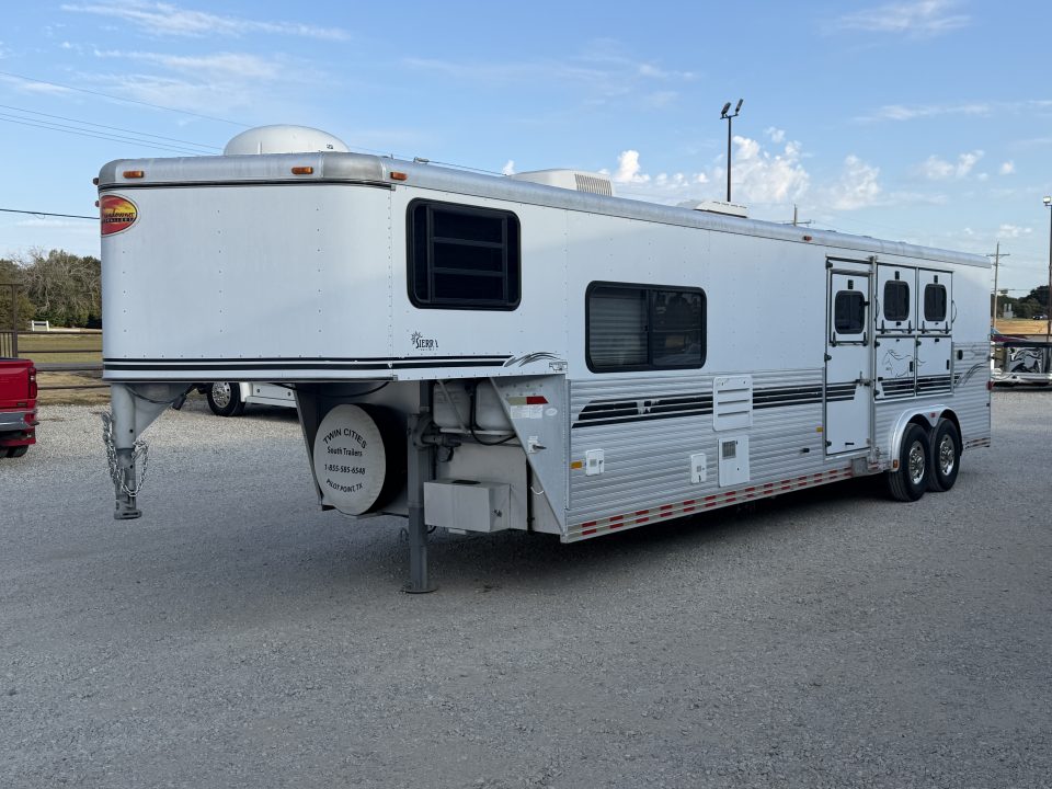 Used 2000 Sundowner 3 Horse Gooseneck Midtack 12'5" Living Quarters With Generator Horse Trailer