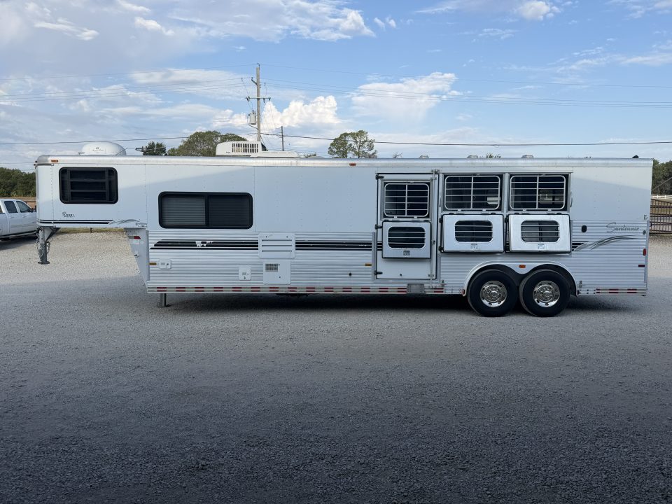 Used 2000 Sundowner 3 Horse Gooseneck Midtack 12'5" Living Quarters With Generator Horse Trailer
