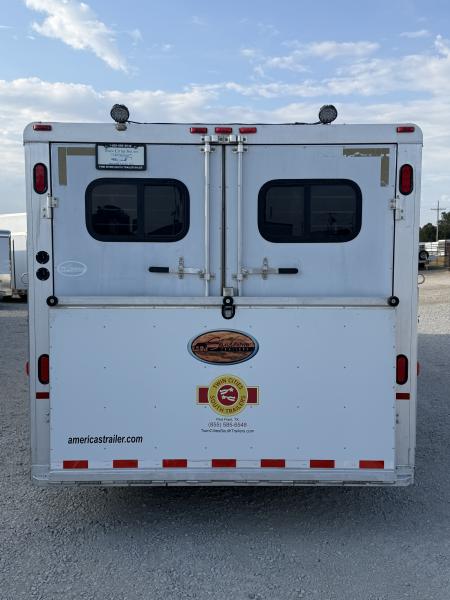 Used 2000 Sundowner 3 Horse Gooseneck Midtack 12'5" Living Quarters With Generator Horse Trailer