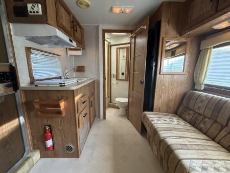 Used 2000 Sundowner 3 Horse Gooseneck Midtack 12'5" Living Quarters With Generator Horse Trailer