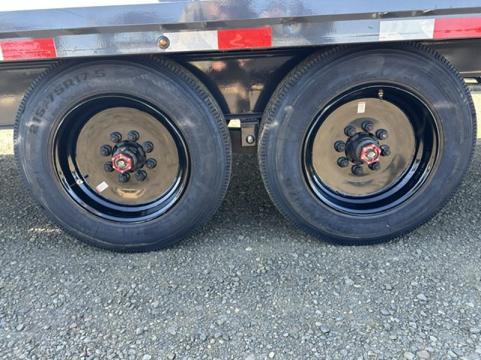 New 2027 LAMAR TRAILERS FA 102x26 16K Tilt Trailer