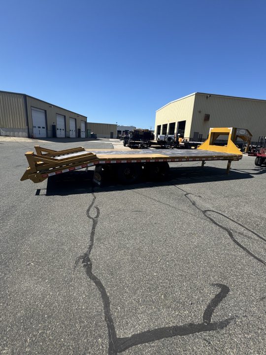 2025 Econoline photo 4