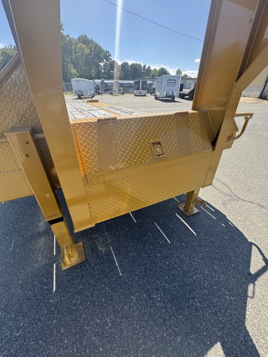 2025 Econoline photo 9