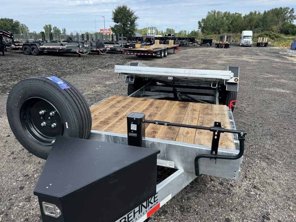 New 2027 Behnke TBCT2220ET-10K Tilt Trailer