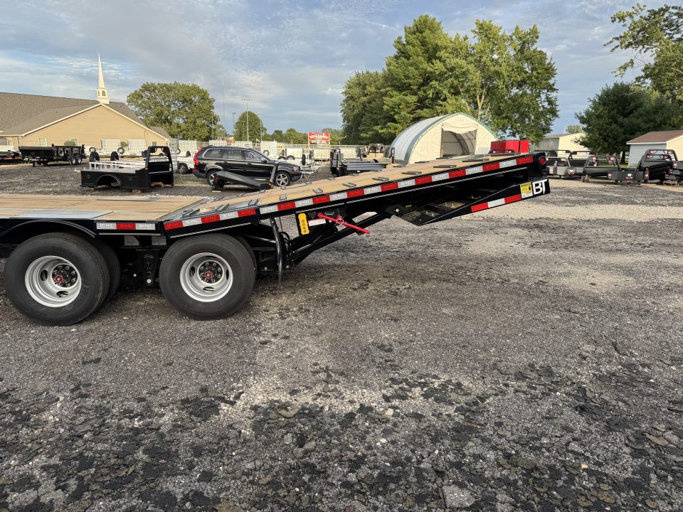 New 2027 Behnke FB8X32GNHBT-24EH Flatbed Trailer