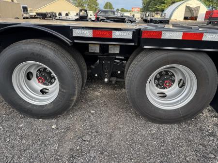 New 2027 Behnke FB8X32GNHBT-24EH Flatbed Trailer