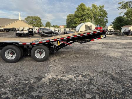 New 2027 Behnke FB8X32GNHBT-24EH Flatbed Trailer