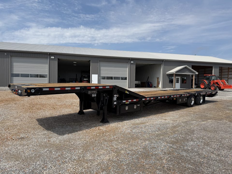 New 2026 Behnke 30 Ton Hyd Tail Step Deck Trailer | 102" x 46'