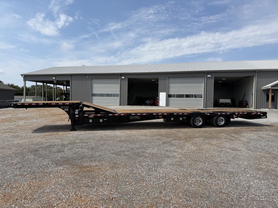 New 2026 Behnke 30 Ton Hyd Tail Step Deck Trailer | 102" x 46'