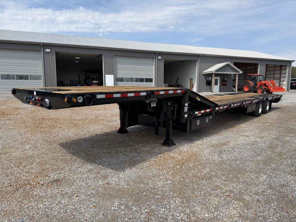New 2026 Behnke 30 Ton Hyd Tail Step Deck Trailer | 102" x 46'