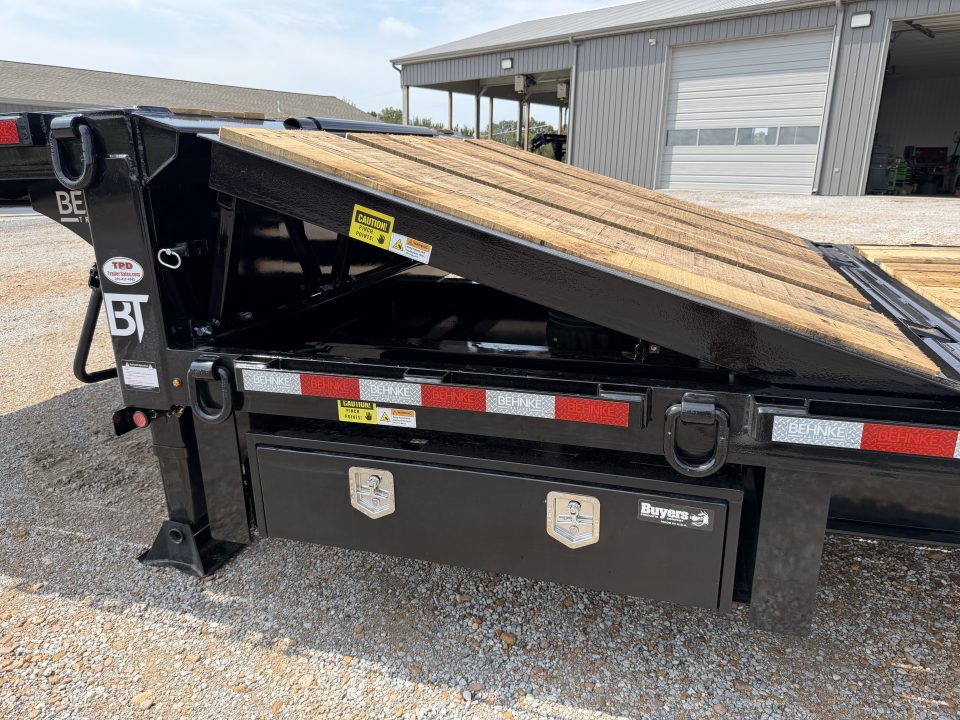 New 2026 Behnke 30 Ton Hyd Tail Step Deck Trailer | 102" x 46'
