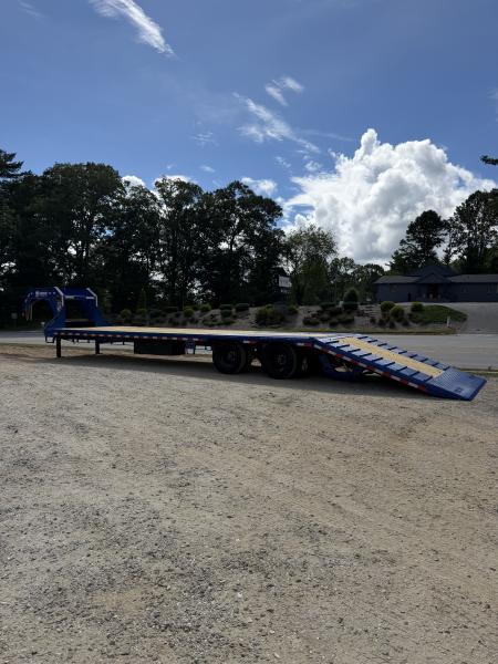 New 2027 Iron Bull FHG0236122 LEGENDARY RESERVE RUSTY WRIGHT EDITION Hydraulic Dovetail Deck over Trailer/ 12 ton / Hydraulic Jacks / Wireless Remote / Solar Panel Charger