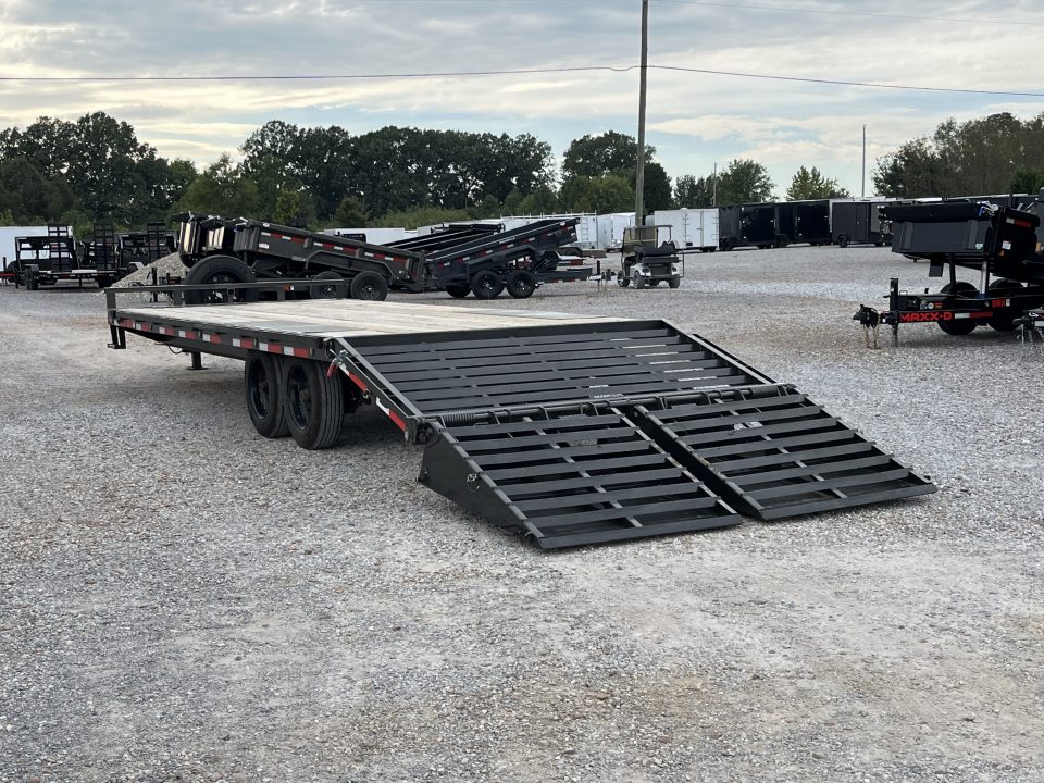 Used 2026 MAXXD 102"X24' 17.5K Flatbed Trailer