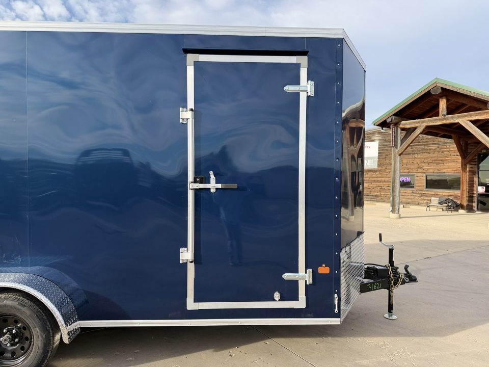 New 2027 Royal Cargo Trailers 7-16-1.5V Enclosed 7K GVWR