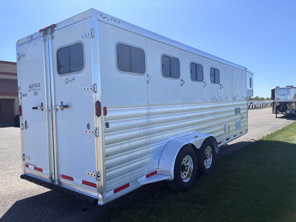 Used 2010 Exiss 4H GN Sport ES-400 Weekender Horse Trailer