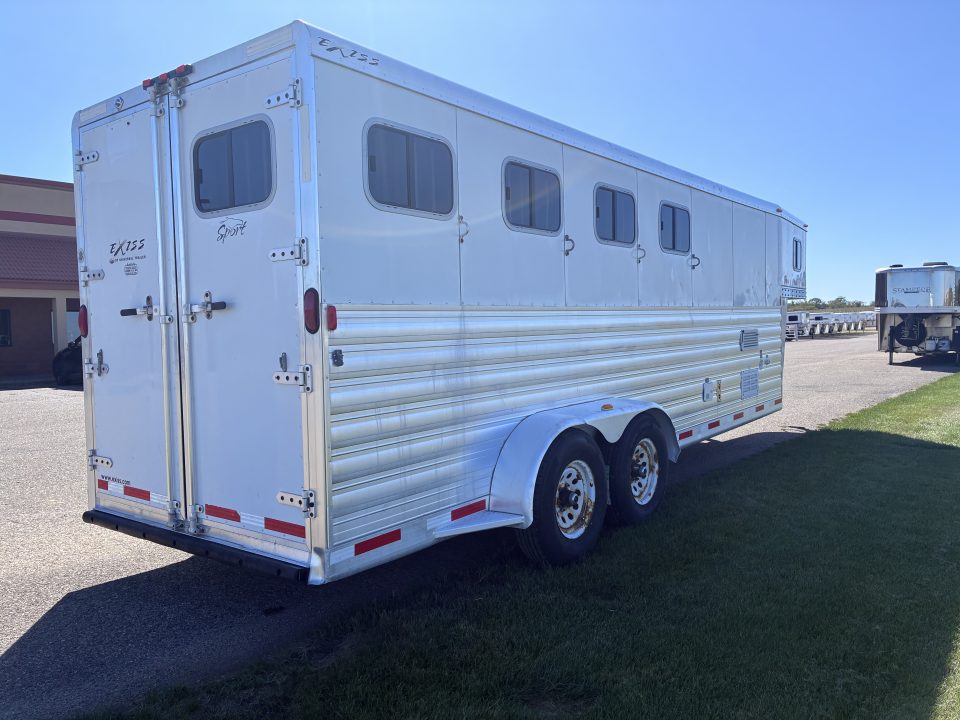 Used 2010 Exiss 4H GN Sport ES-400 Weekender Horse Trailer