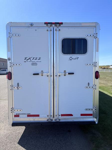 Used 2010 Exiss 4H GN Sport ES-400 Weekender Horse Trailer