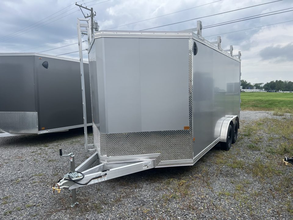 2027 E-Z Hauler photo 2