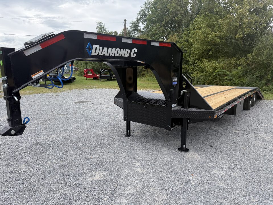 New 2027 Diamond C FMAX210 GOOSENECK TRAILER **ABS BRAKES** HYDRO JACK & DOVE ALUMINUM OUTER RIMS 14 PLY TIRES