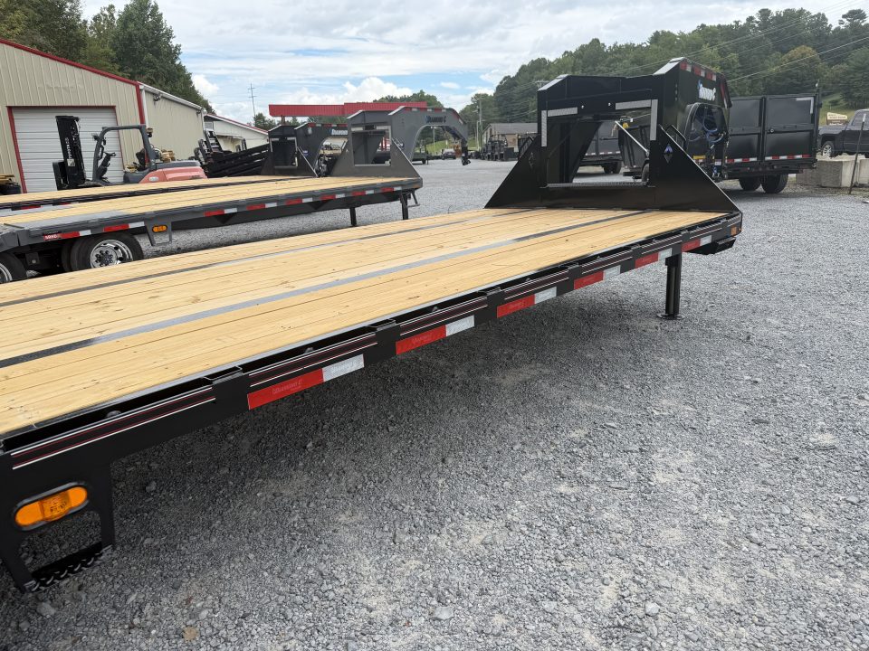 New 2027 Diamond C FMAX210 GOOSENECK TRAILER **ABS BRAKES** HYDRO JACK & DOVE ALUMINUM OUTER RIMS 14 PLY TIRES