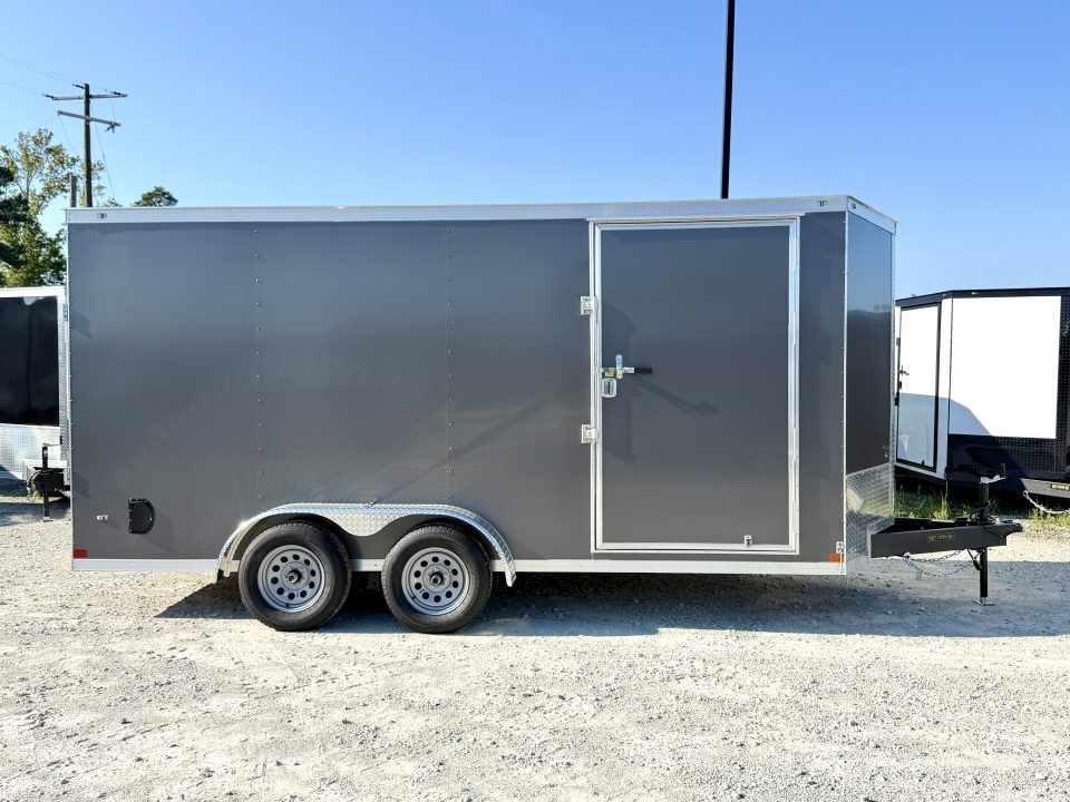 2027 Covered Wagon photo 2