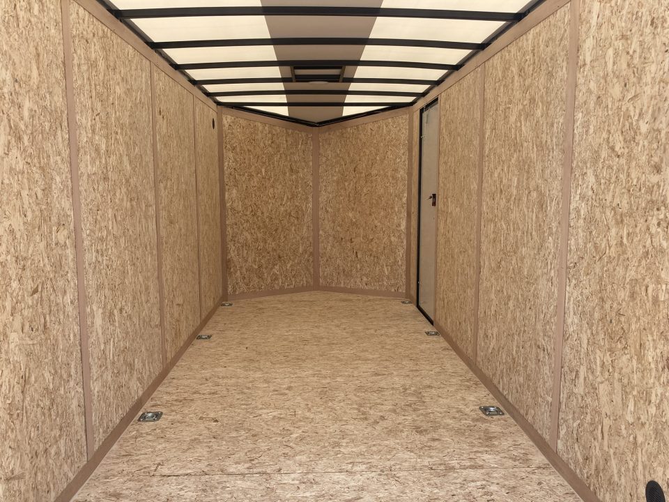 2027 Discovery photo 6