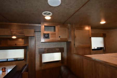 New 2027 Lakota Legacy 8315SR Horse Trailer