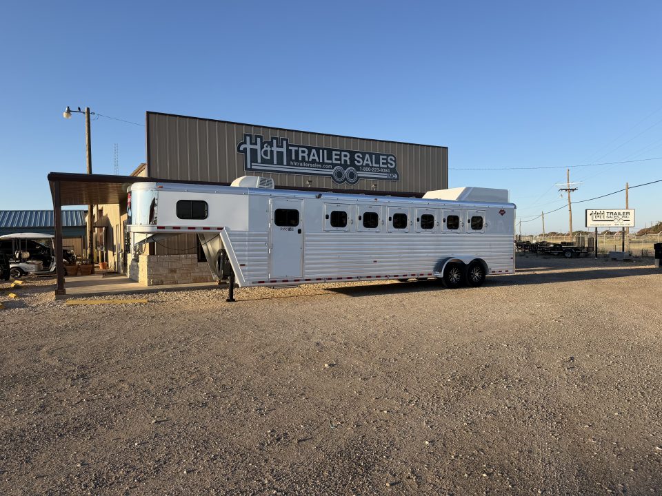 Used 2024 Hart Trailer 6 HORSE Horse Trailer
