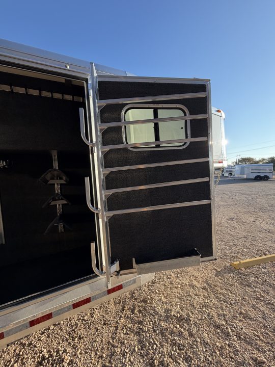 Used 2024 Hart Trailer 6 HORSE Horse Trailer