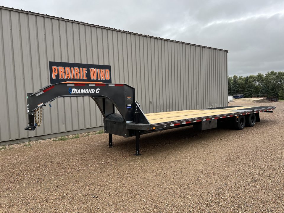 New 2027 Diamond C Trailers 35' FMAX212HDT Gooseneck Hydraulic Tail Flatbed Trailer
