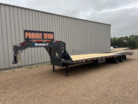 New 2027 Diamond C Trailers 35' FMAX212HDT Gooseneck Hydraulic Tail Flatbed Trailer