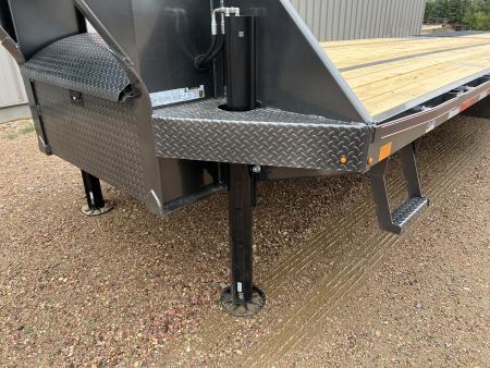 New 2027 Diamond C Trailers 35' FMAX212HDT Gooseneck Hydraulic Tail Flatbed Trailer