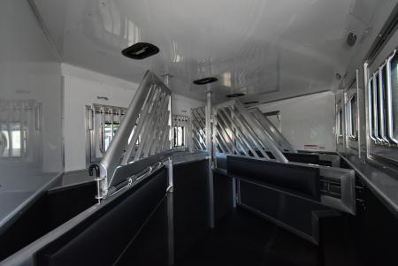 New 2027 Lakota Legacy 8415SR Horse Trailer