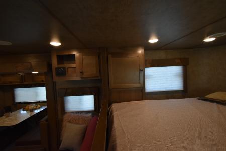 New 2027 Lakota Legacy 8415SR Horse Trailer