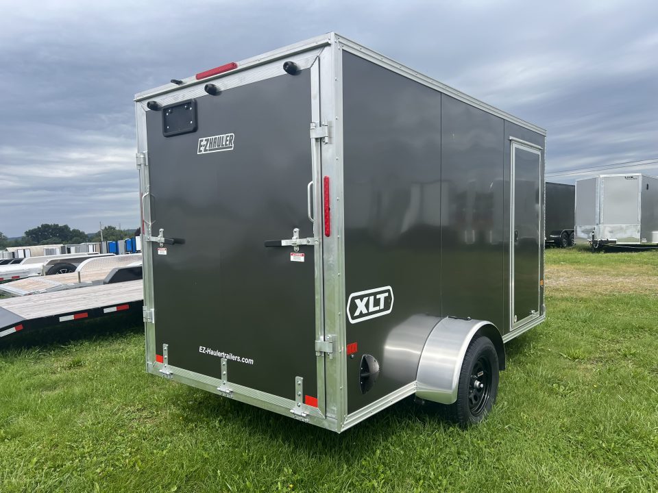 2027 E-Z Hauler photo 4