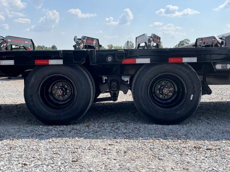 New 2027 Load Trail Gooseneck Hyd Dovetail Trailer | 102" x 32' 25.9K GVWR