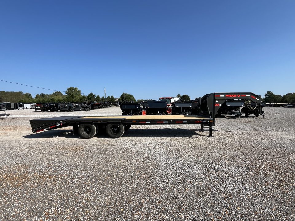 New 2027 MAXX-D 102"X25' 25K Gooseneck Flatbed Trailer