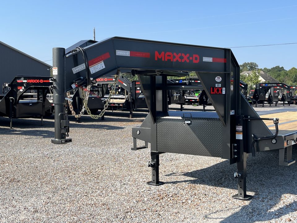 New 2027 MAXX-D 102"X25' 25K Gooseneck Flatbed Trailer