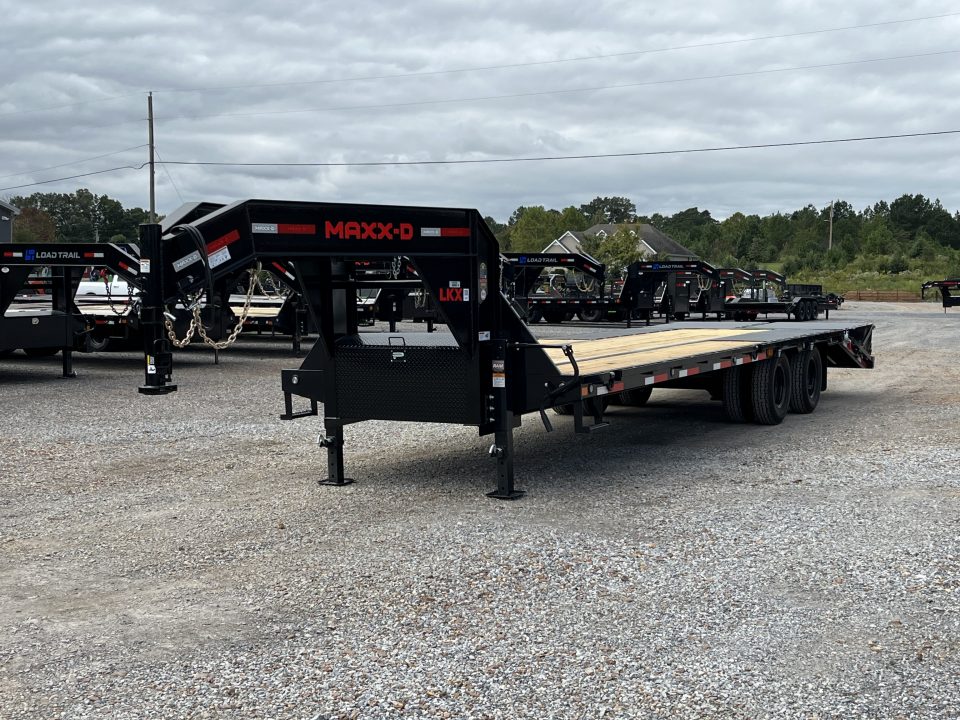 New 2027 MAXX-D 102"X28' 25K Gooseneck Flatbed Trailer