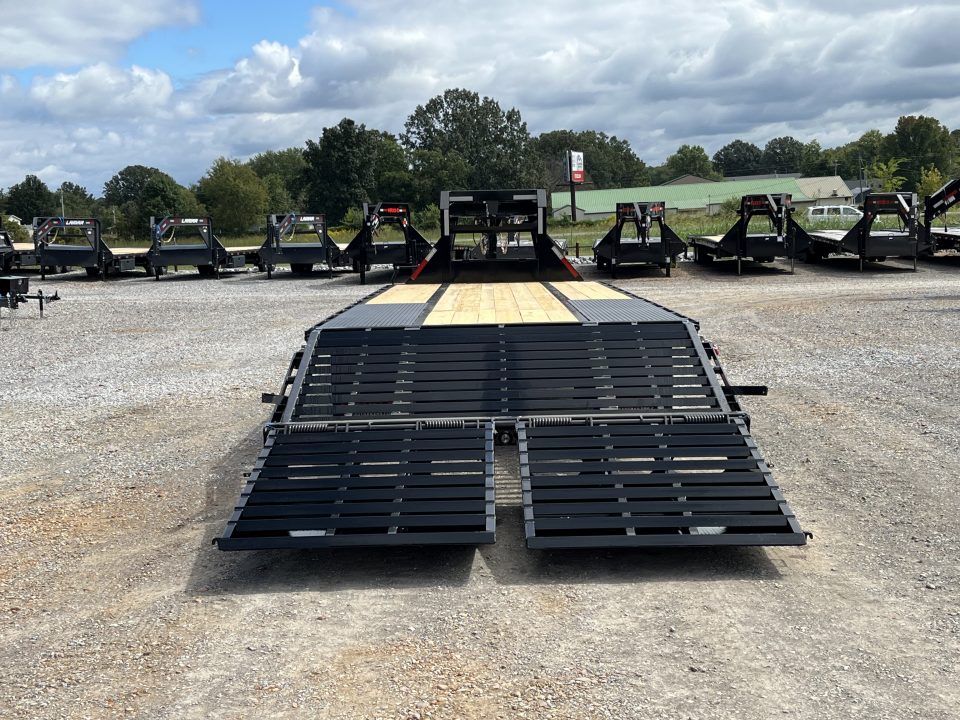 New 2027 MAXX-D 102"X28' 25K Gooseneck Flatbed Trailer