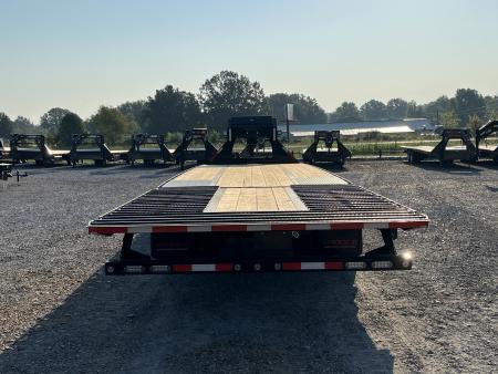 New 2027 MAXX-D 102"X40' Hydraulic Dovetail Gooseneck Trailer *AIR RIDE*