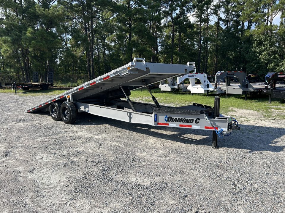 New 2027 Diamond C DET210 Deckover Trailer, 8.5x24 Full Bed Tilt, Power Up & Down with Hydraulic Jack & 10K Axles #17,530 lbs Payload
